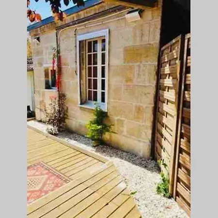 La Romance Jacuzzi Sauna Jardin Au Calme Hotel Niort